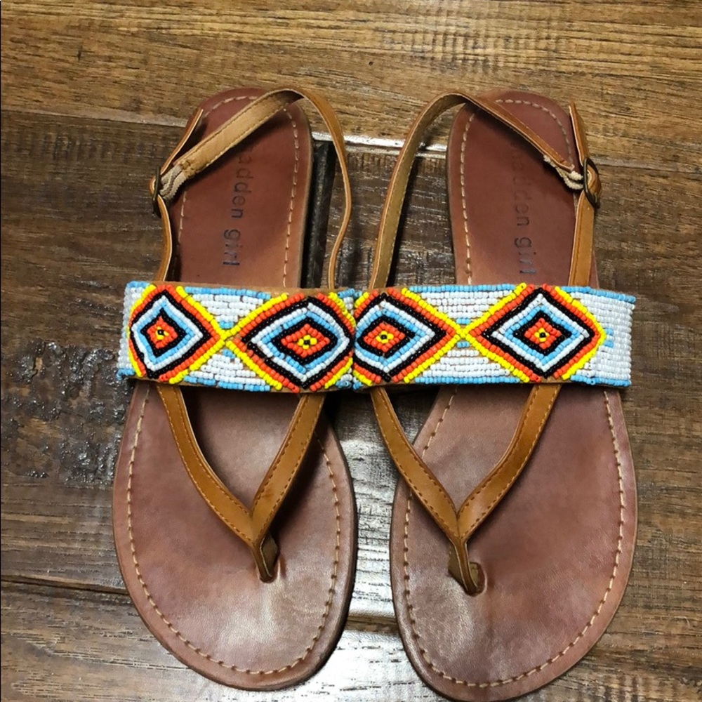 Madden girl flip flop, Aztec beading